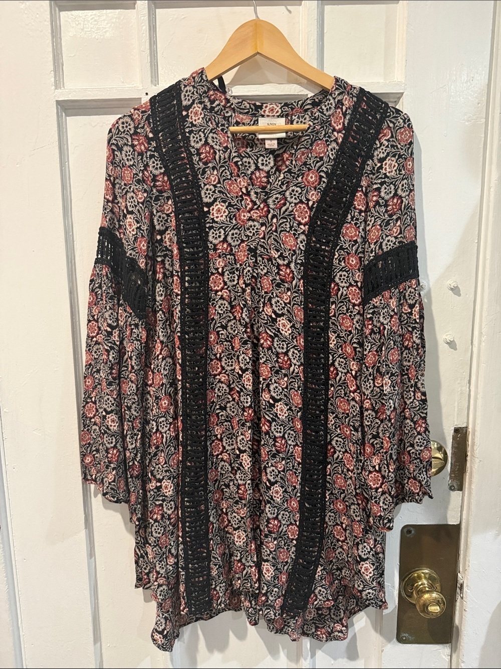 Knox Rose Black Floral Tunic with Pink Accents